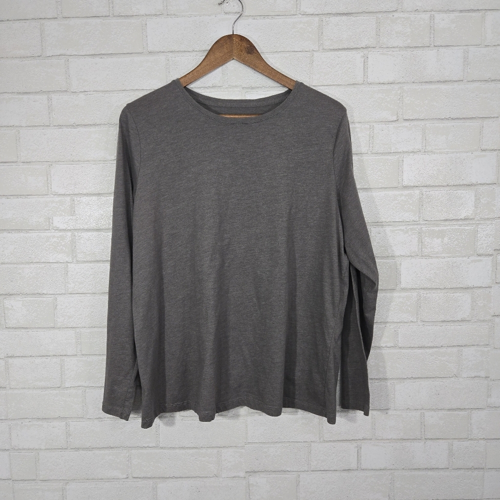 Maurices Women’s Long Sleeve Crewneck Tee - Gray